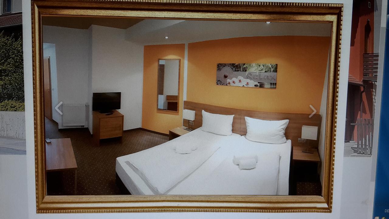 Hotel Relax Wachenroth Bagian luar foto