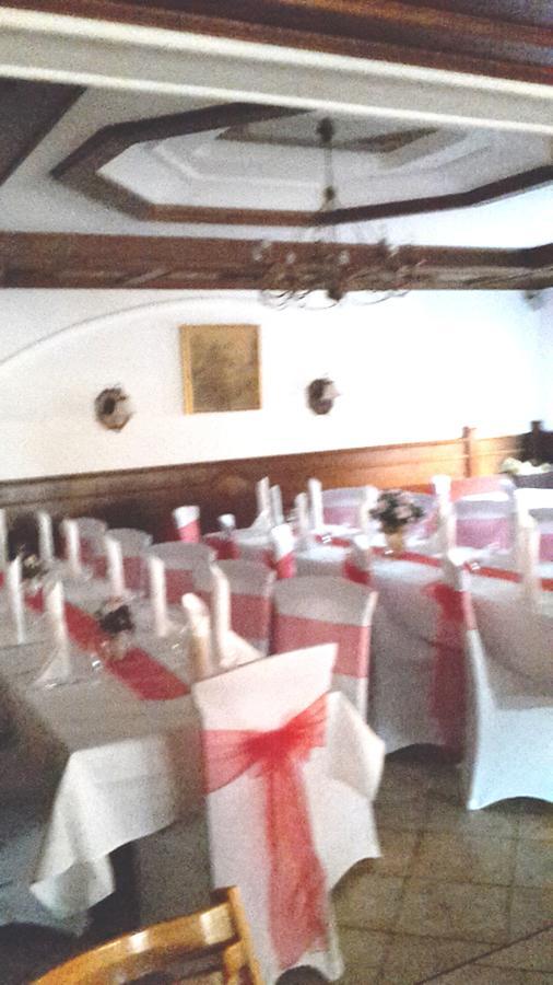 Hotel Relax Wachenroth Bagian luar foto